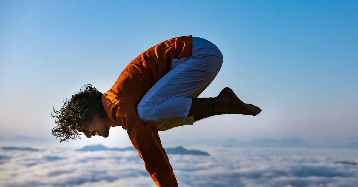 Los Beneficios de Practicar Yoga Durante tus Viajes